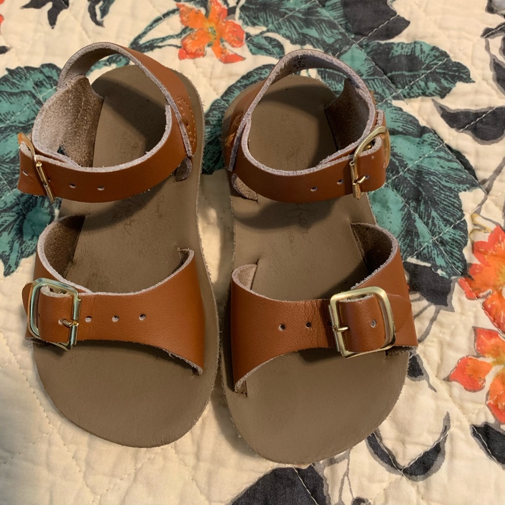 Saltwater sandals